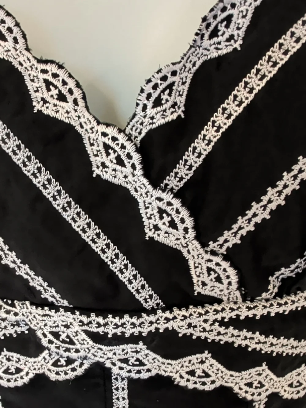 White House Black Market Black Halter Midi Dress with White Lace Details Size 4 - Picture 5 of 11